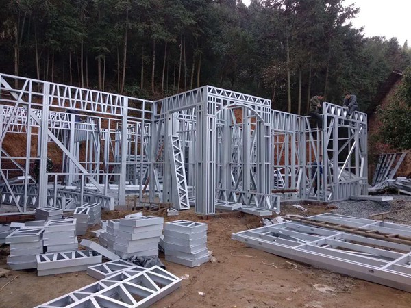 2019再不建房就吃大虧了,國家提倡農(nóng)村建輕鋼別墅還給資金補(bǔ)貼!(圖2) 輕鋼別墅主體